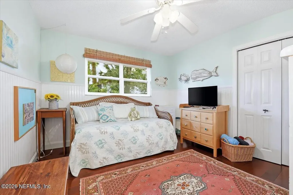 1656 Park Terrace W Atlantic Beach FL 32233