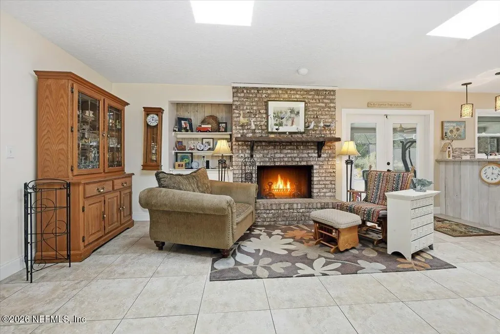 1656 Park Terrace W Atlantic Beach FL 32233