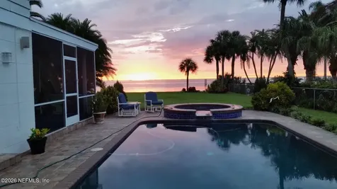 6100 Bahama Shores Drive S St. Petersburg FL 33705