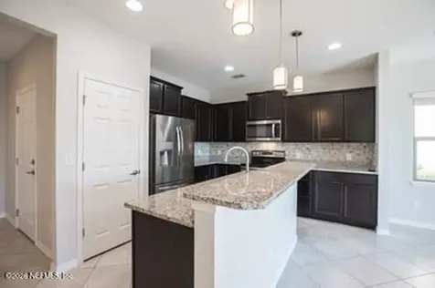 7028 Butterfly Court Jacksonville FL 32258