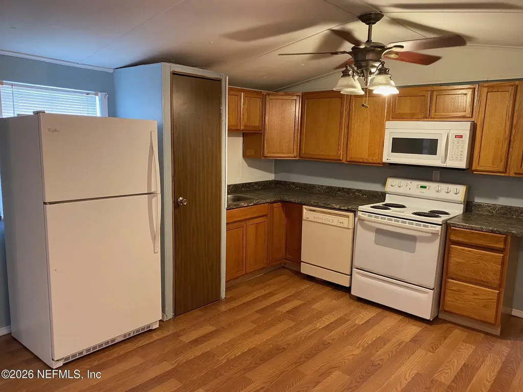 133 Sportsman Road Satsuma FL 32189
