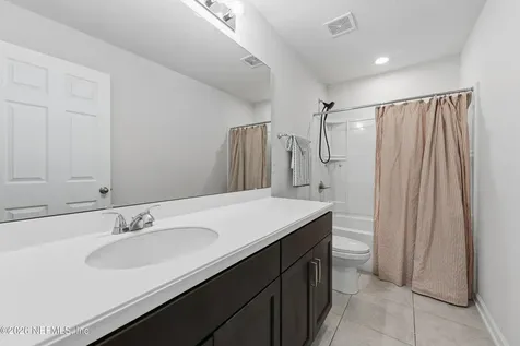1000 Flach Drive St. Johns FL 32259