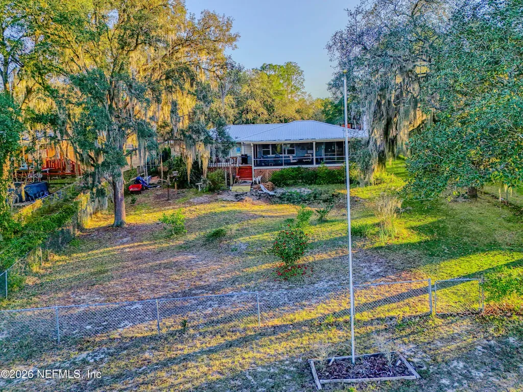 6433 Loch Lommond Drive Keystone Heights FL 32656