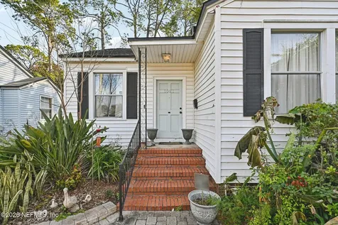 1021 Old Hickory Road Jacksonville FL 32207