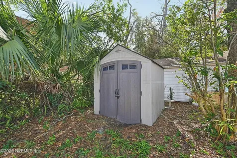 1021 Old Hickory Road Jacksonville FL 32207