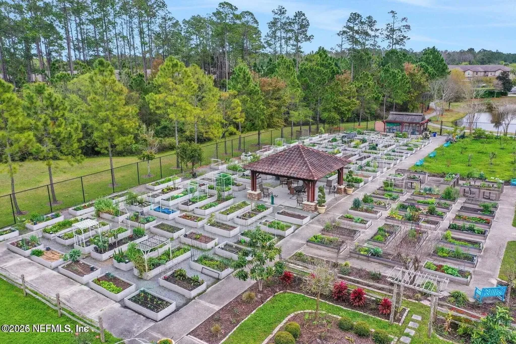 203 Country Brook Avenue Ponte Vedra FL 32801