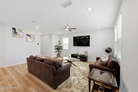 14742 Cashew Avenue Jacksonville FL 32218