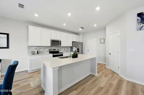 14742 Cashew Avenue Jacksonville FL 32218