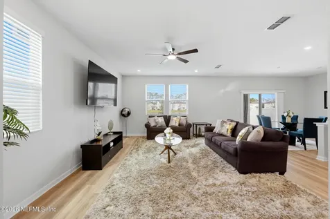 14742 Cashew Avenue Jacksonville FL 32218