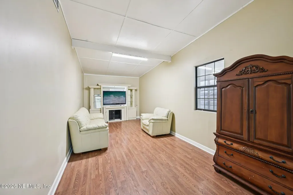 6332 Badnur Drive Jacksonville FL 32210