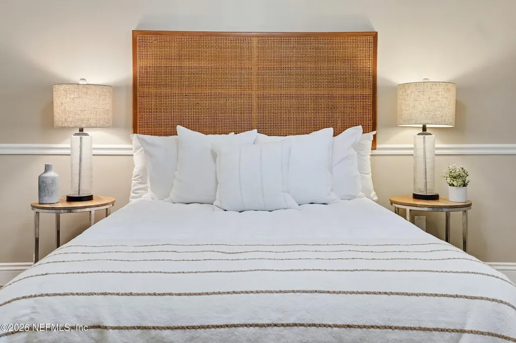 533 Seaspray Avenue Atlantic Beach FL 32233