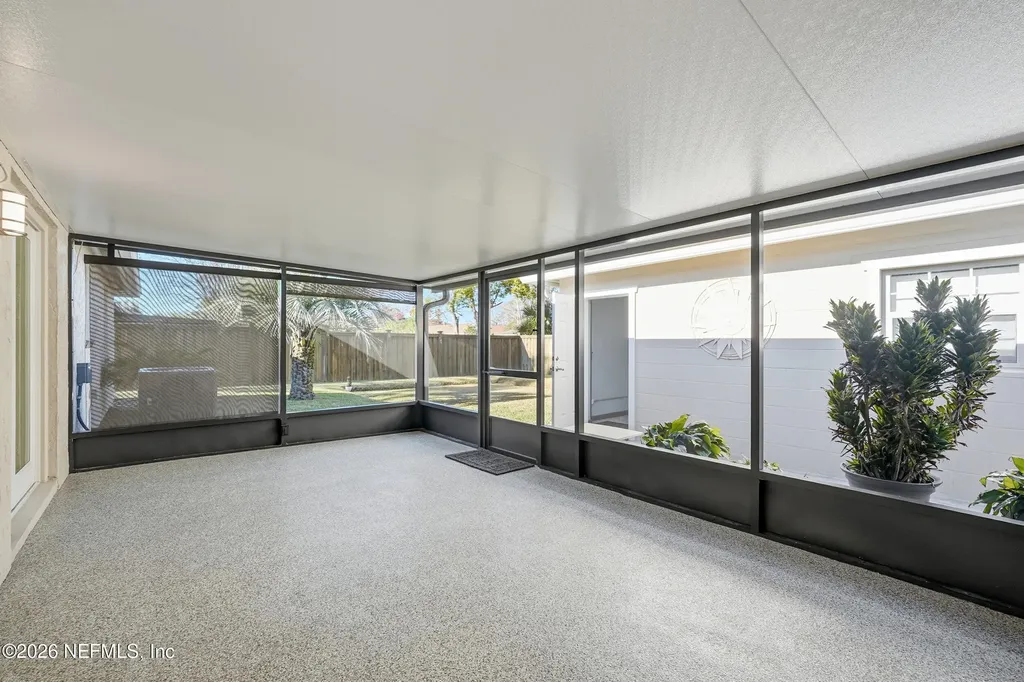 533 Seaspray Avenue Atlantic Beach FL 32233