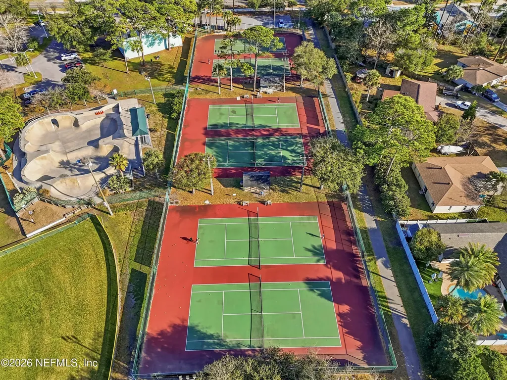 533 Seaspray Avenue Atlantic Beach FL 32233