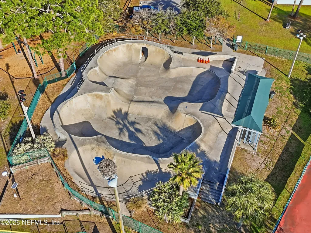 533 Seaspray Avenue Atlantic Beach FL 32233