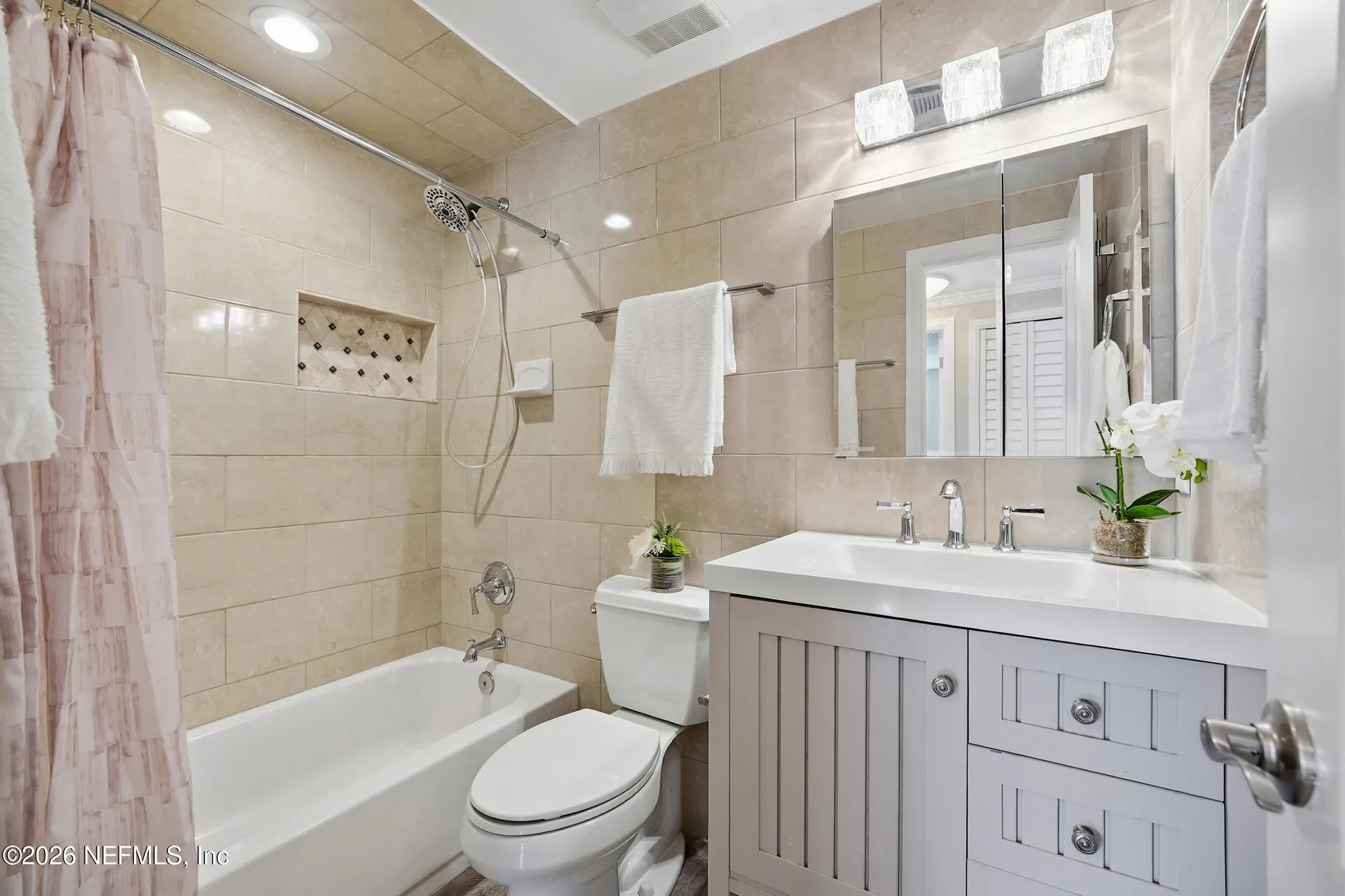 533 Seaspray Avenue Atlantic Beach FL 32233