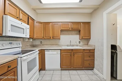 1546 River Hills Circle W Jacksonville FL 32211