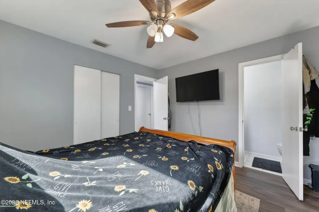 5833 Norde Drive E Jacksonville FL 32244