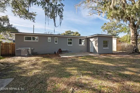 5833 Norde Drive E Jacksonville FL 32244