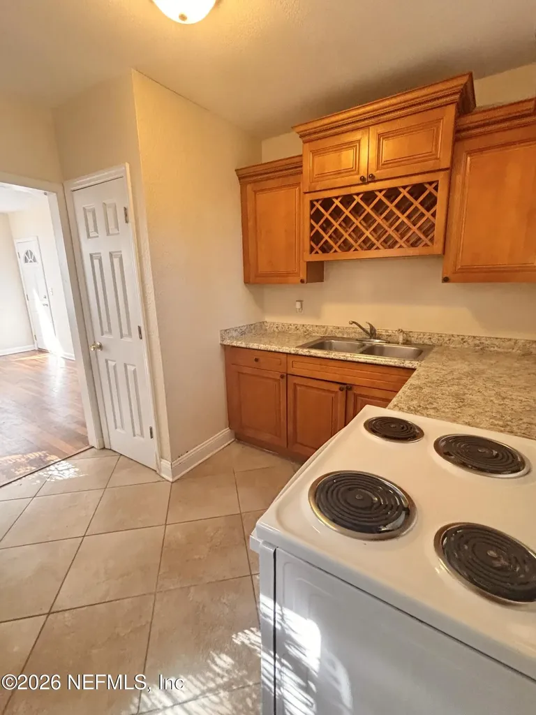 3233 Post Street Jacksonville FL 32205