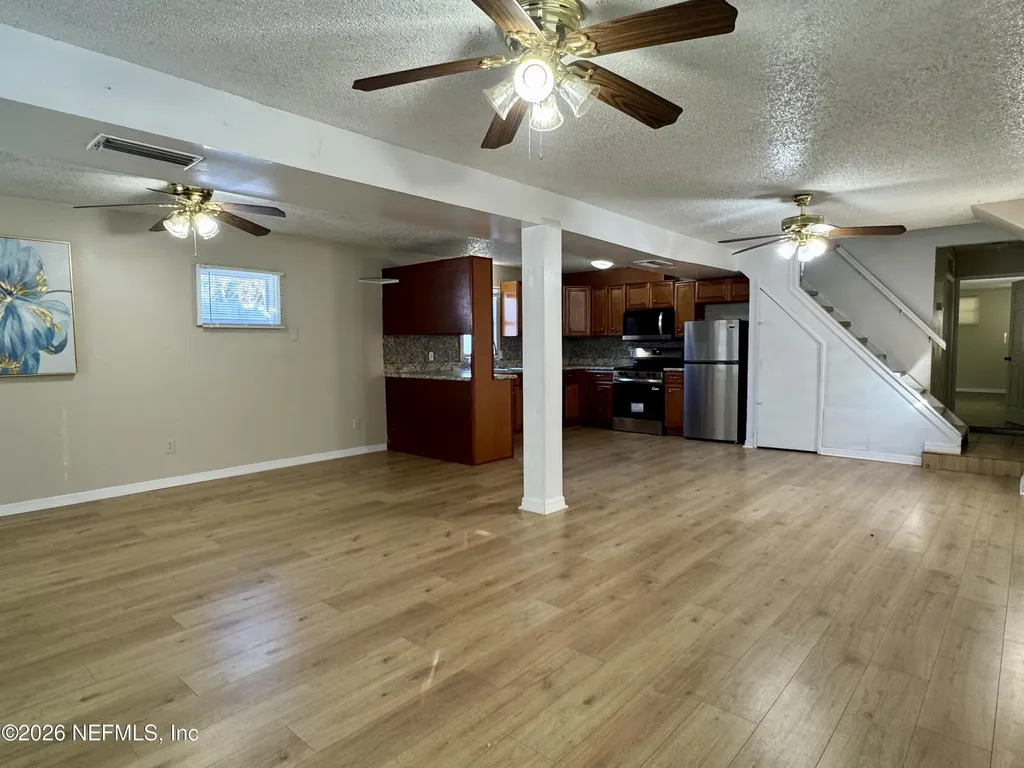 2057 Glen Gardner Drive Jacksonville FL 32246