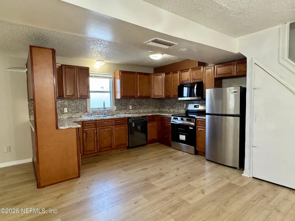 2057 Glen Gardner Drive Jacksonville FL 32246