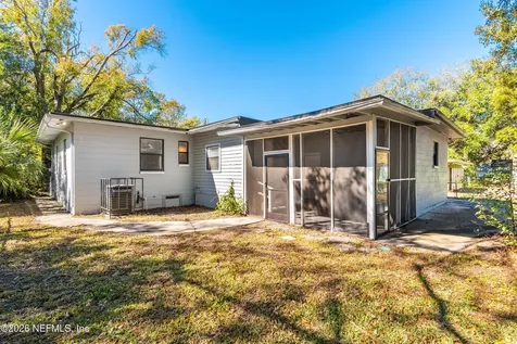 5247 Cleveland Road Jacksonville FL 32209