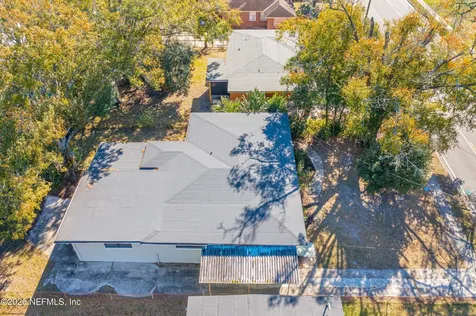 5247 Cleveland Road Jacksonville FL 32209