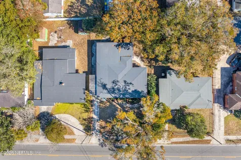 5247 Cleveland Road Jacksonville FL 32209