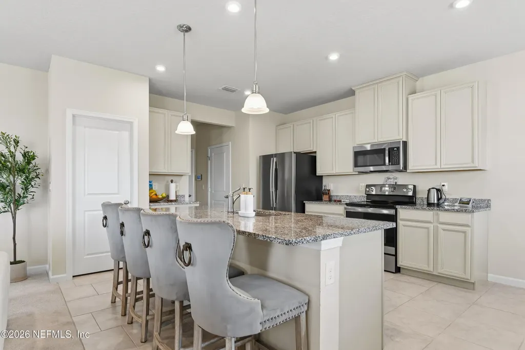 1052 Victoria Hills Court Jacksonville FL 32221