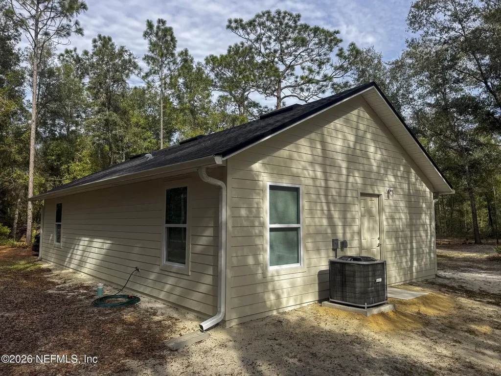 119 Pine Trail Melrose FL 32666
