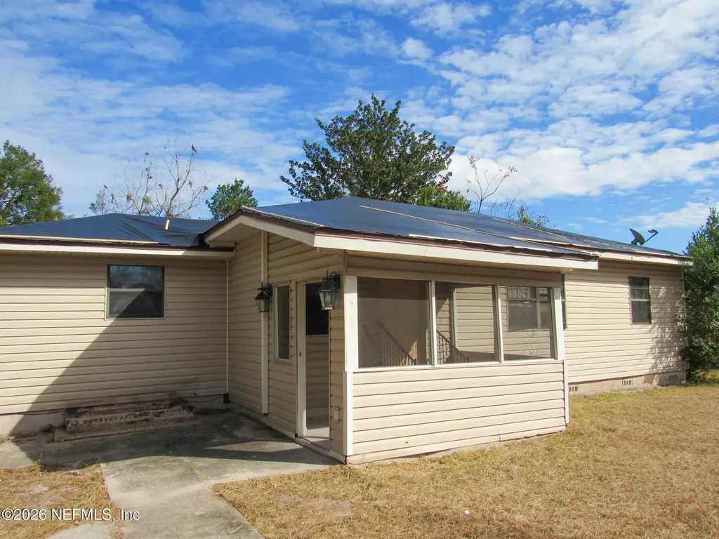 9023 Jackson Avenue Jacksonville FL 32208