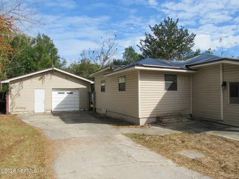 9023 Jackson Avenue Jacksonville FL 32208