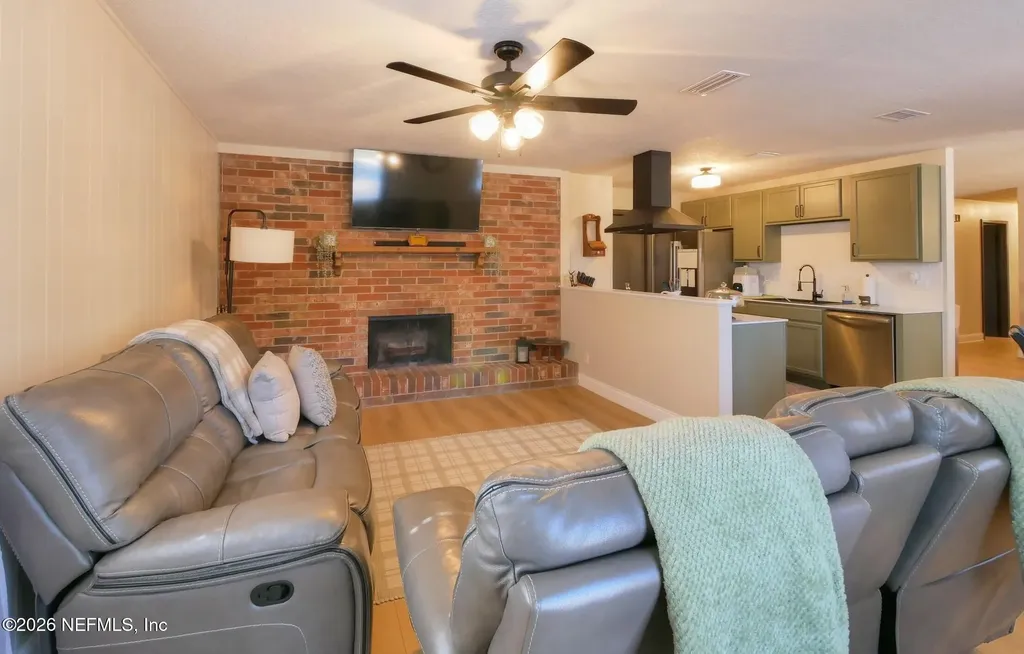 4635 Pine Avenue Fleming Island FL 32003