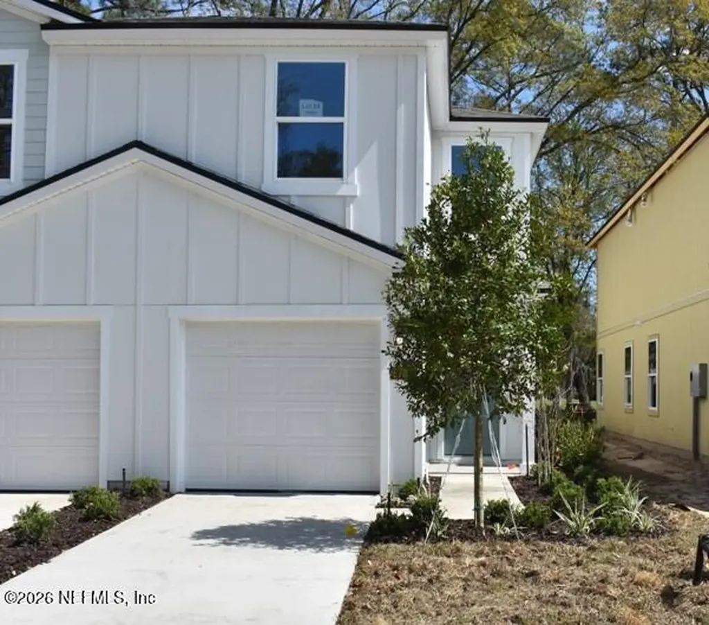 2731 Iron Rock Court Jacksonville FL 32254