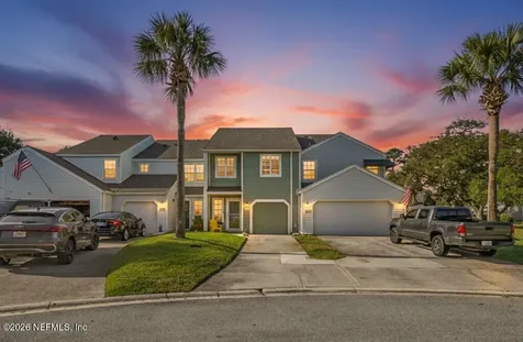 320 Sunrise Circle Neptune Beach FL 32266