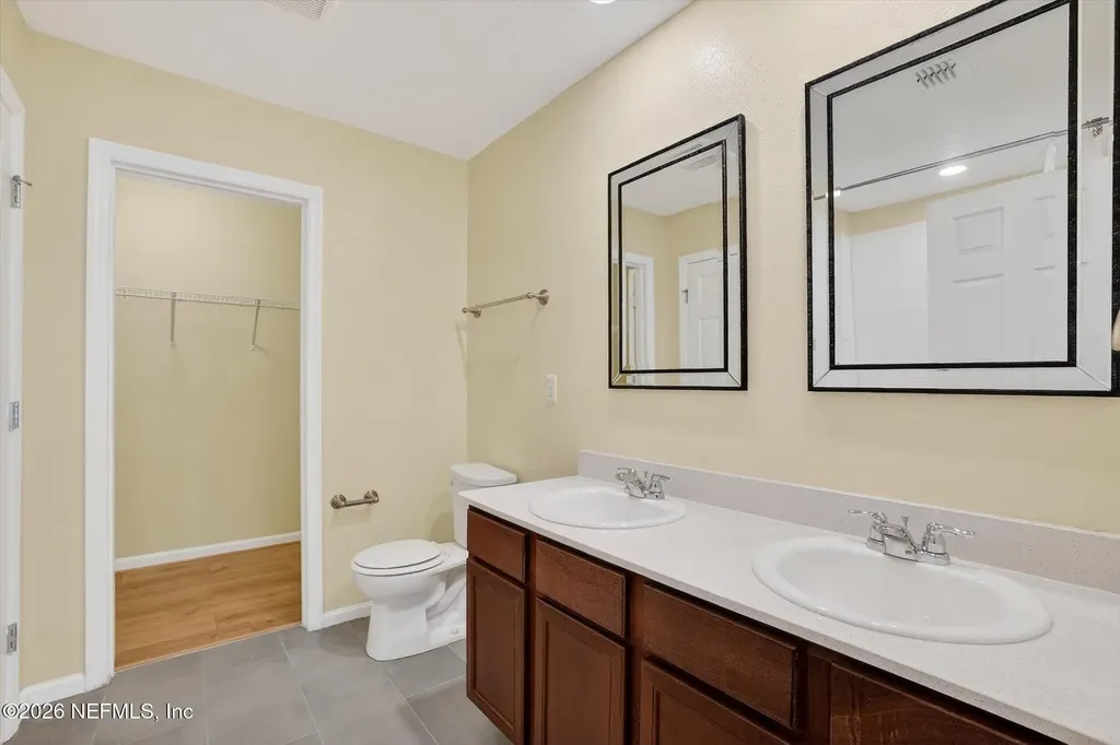 6517 Sandler Lakes Drive Jacksonville FL 32222
