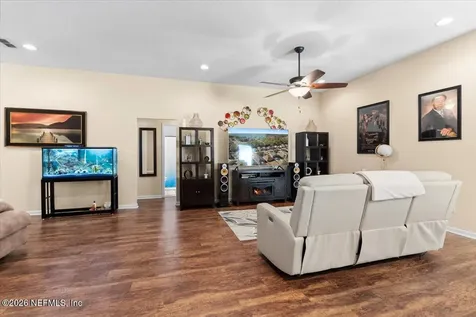 4150 Victoria Lakes Drive W Jacksonville FL 32226