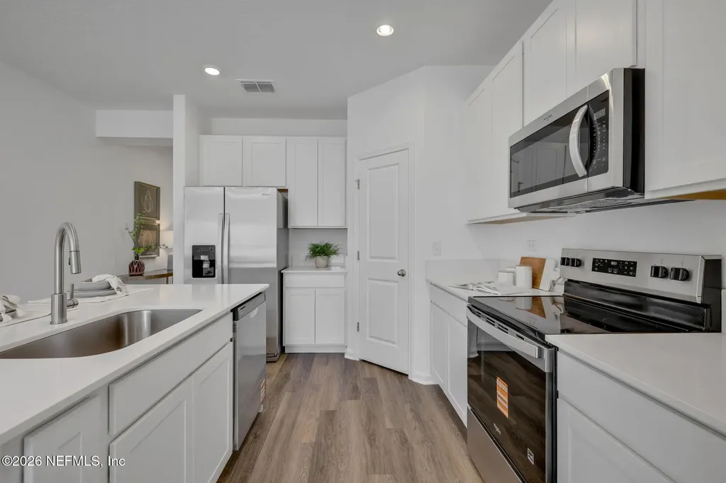 9144 Tender Lane Jacksonville FL 32219