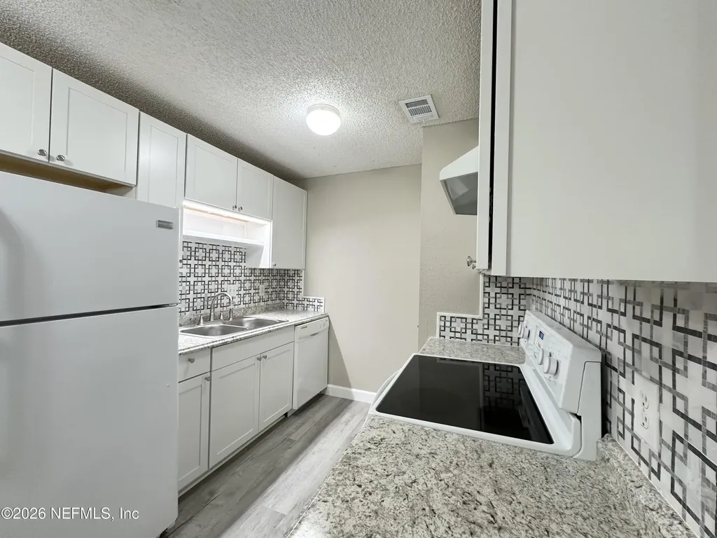 1600 Big Tree Road Daytona Beach FL 32119
