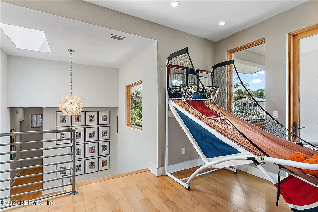 2446 Seminole Road Atlantic Beach FL 32233