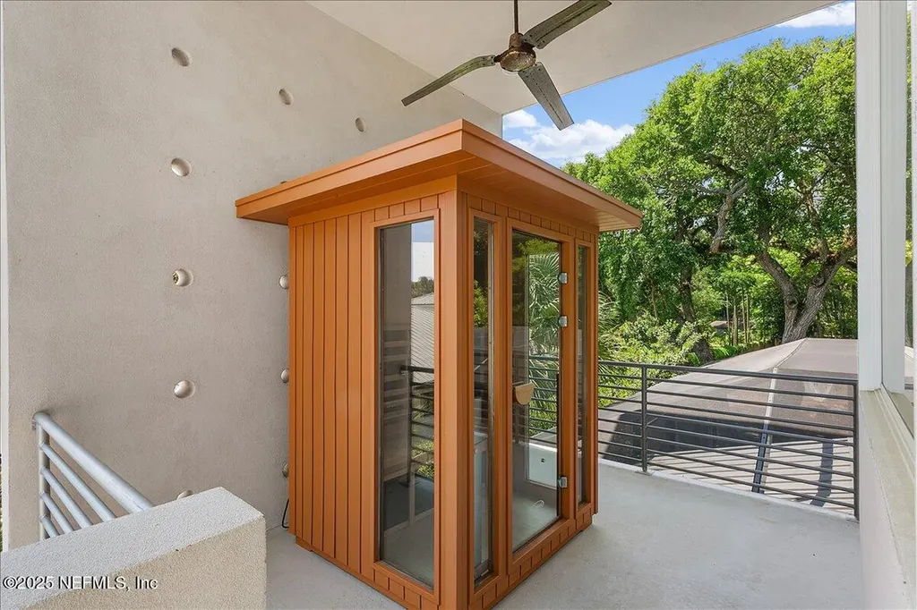 2446 Seminole Road Atlantic Beach FL 32233