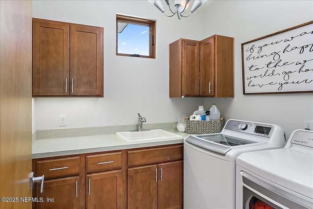 2446 Seminole Road Atlantic Beach FL 32233