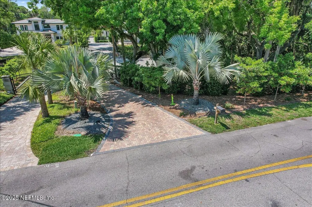 2446 Seminole Road Atlantic Beach FL 32233