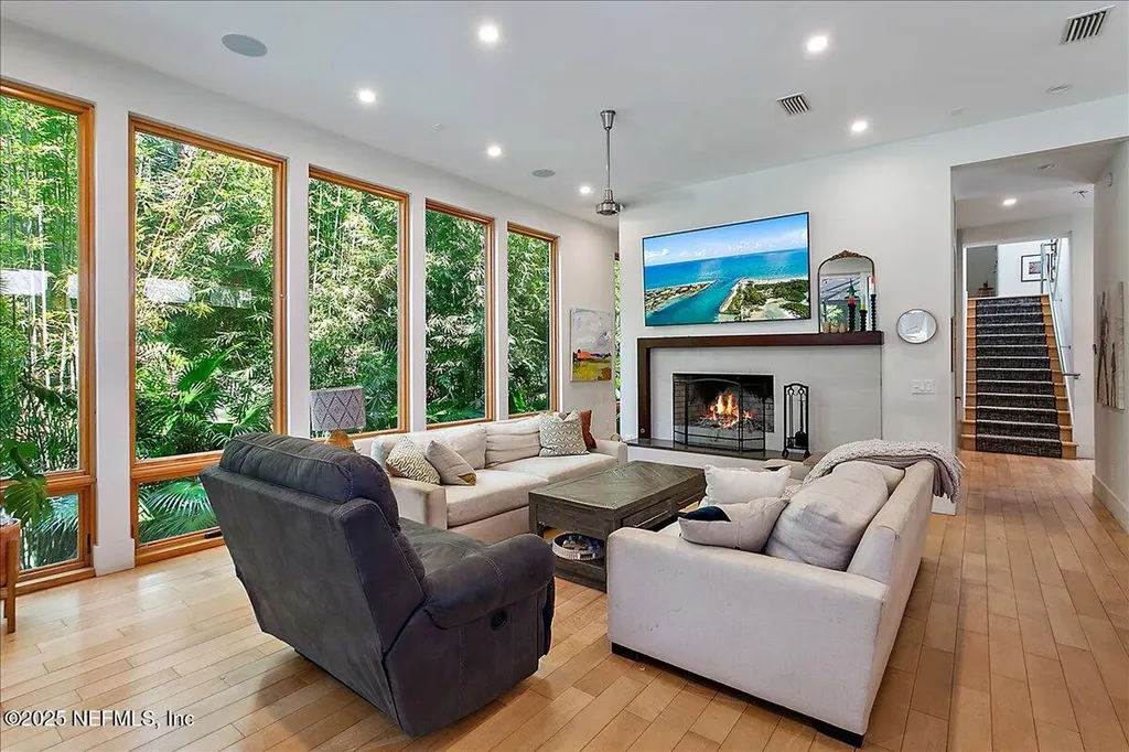 2446 Seminole Road Atlantic Beach FL 32233