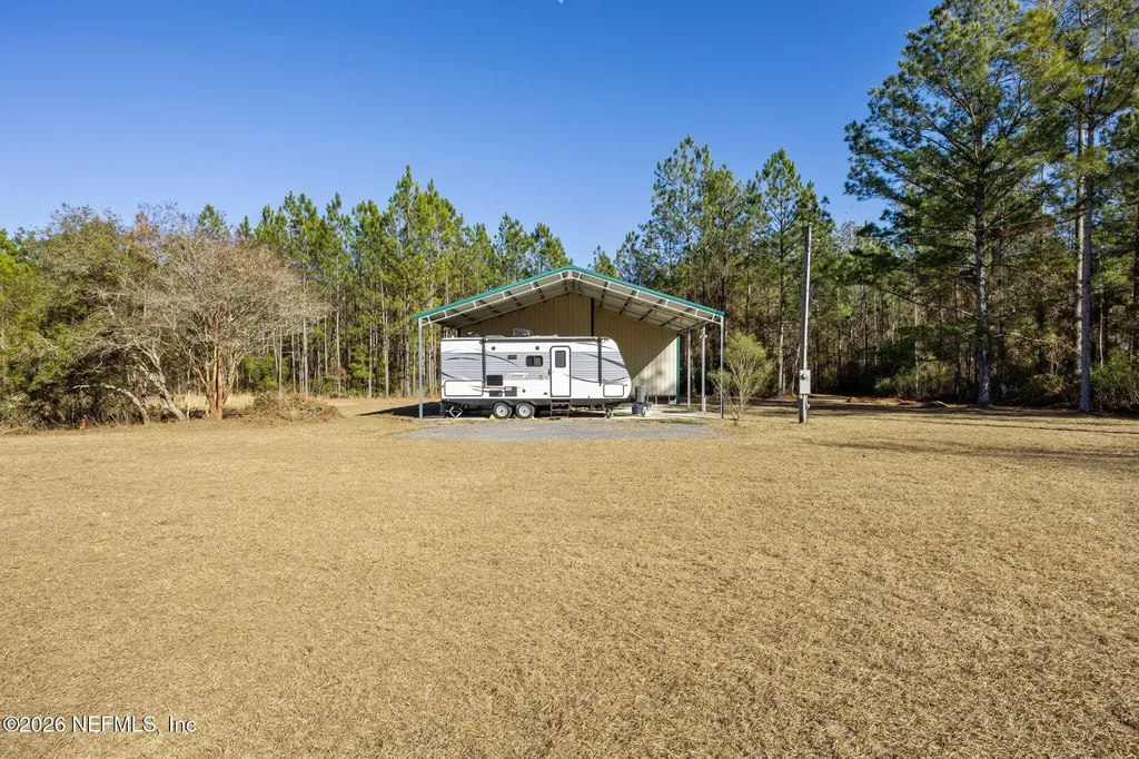 14871 Turner Cemetery Road Glen St. Mary FL 32040