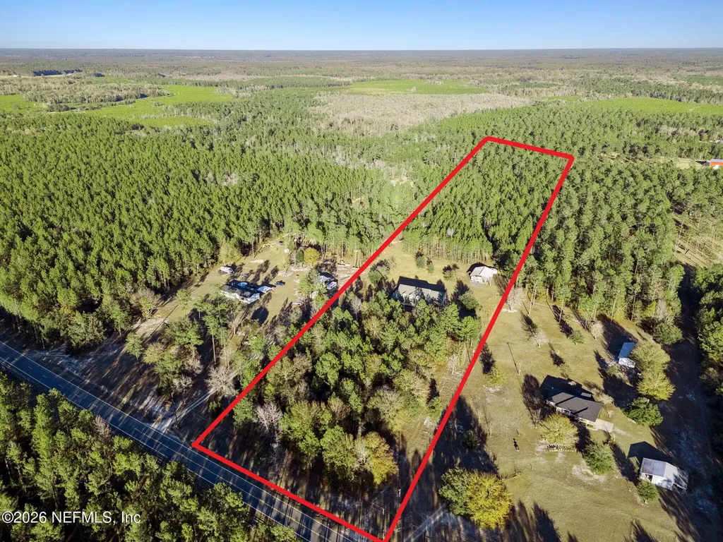 14871 Turner Cemetery Road Glen St. Mary FL 32040