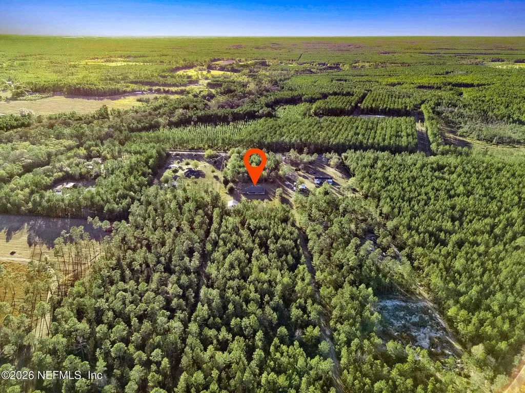 14871 Turner Cemetery Road Glen St. Mary FL 32040