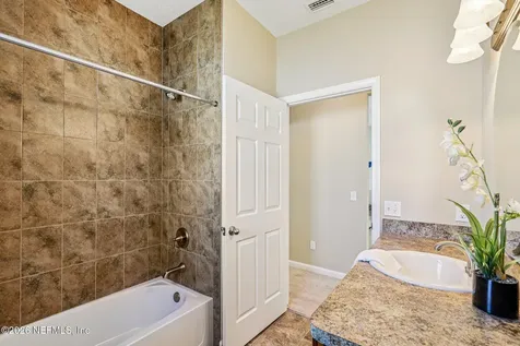87083 Chesapeake Avenue Yulee FL 32097