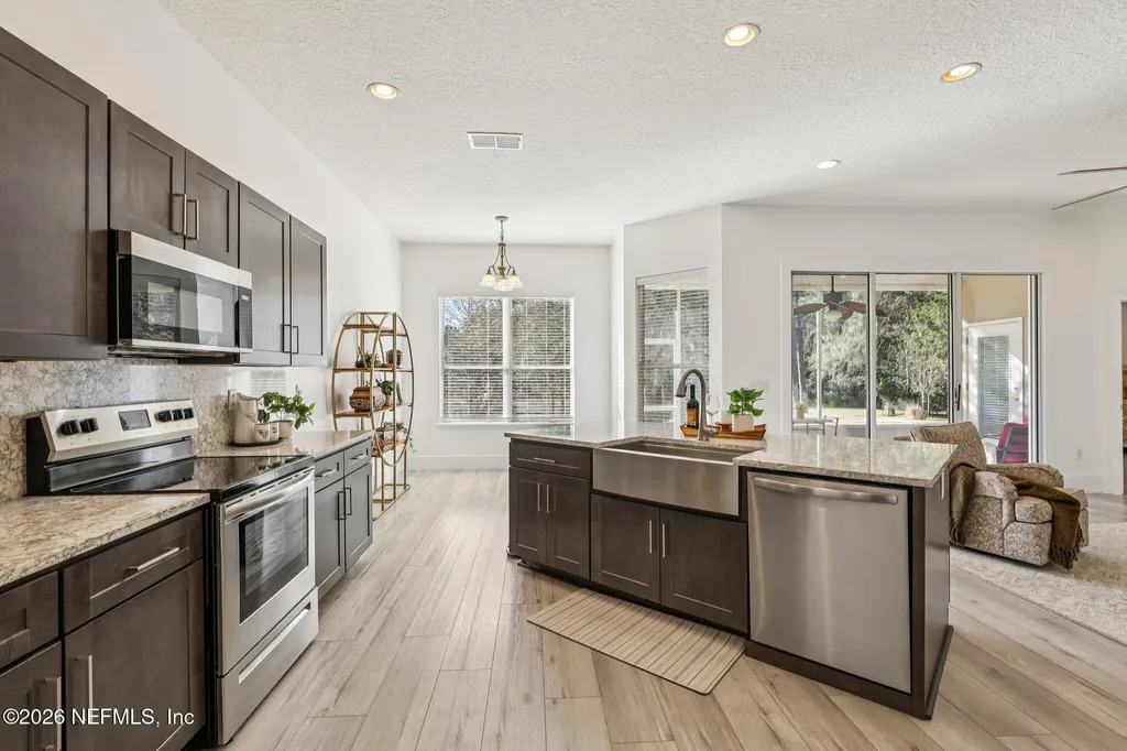 2607 Creekfront Drive Green Cove Springs FL 32043