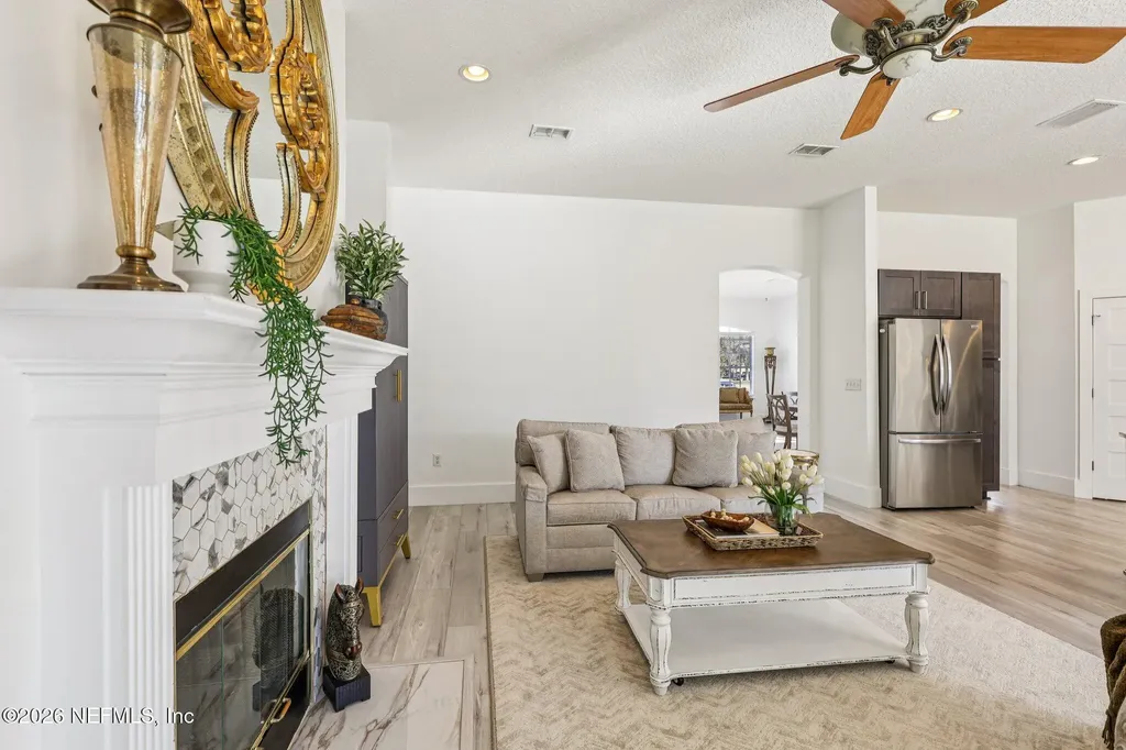 2607 Creekfront Drive Green Cove Springs FL 32043